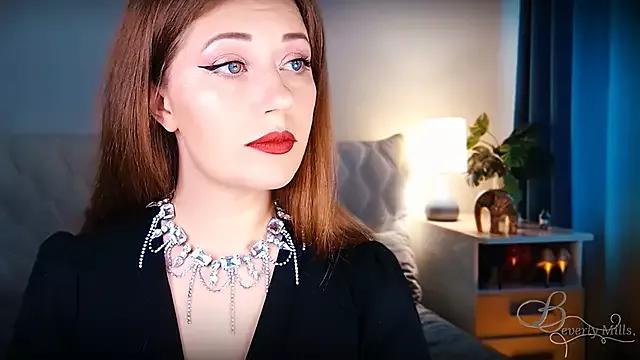 MissBeverlyMills from StripChat