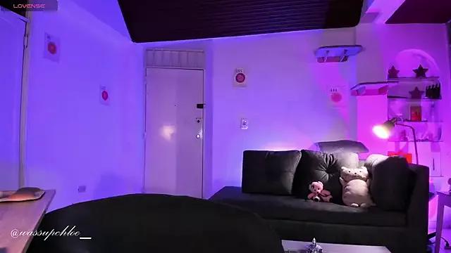 misschloe__ from StripChat