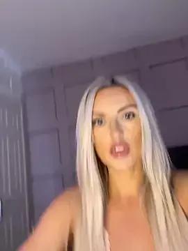 missdaisyukxx from StripChat