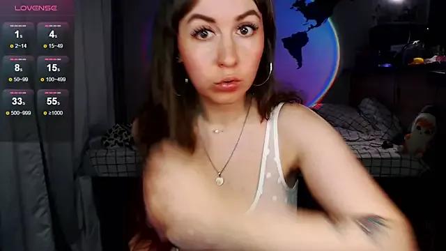 missgenevaonceagain_ from StripChat is Freechat