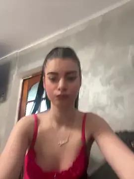 MissHerra2 from StripChat