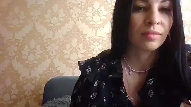 MissHot19 from StripChat