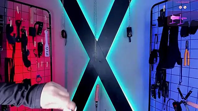 MissKara_Ariana_bdsm from StripChat is Freechat