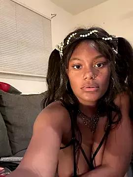 MissLondonDBrat from StripChat