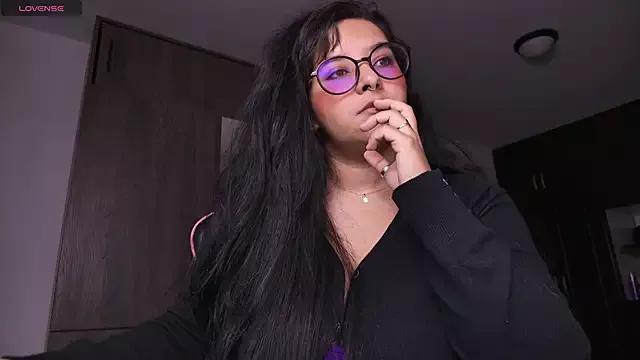 MissMoonn1 from StripChat