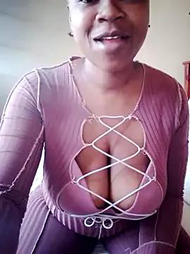Missnightxx from StripChat