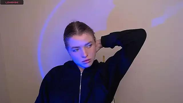 MissOliviaa_ from StripChat