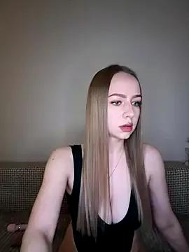 MissOyee from StripChat