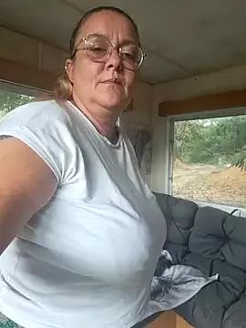 Misspapillon1840 from StripChat is Freechat
