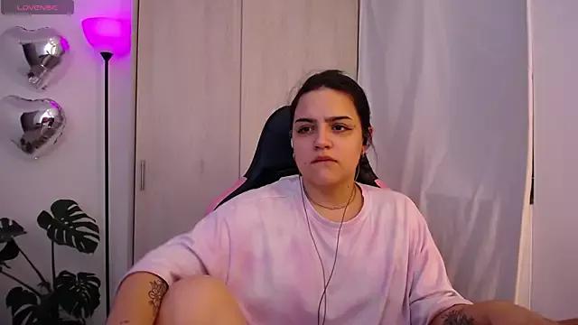 MissPuchi from StripChat