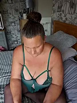 MissQueenBeex from StripChat
