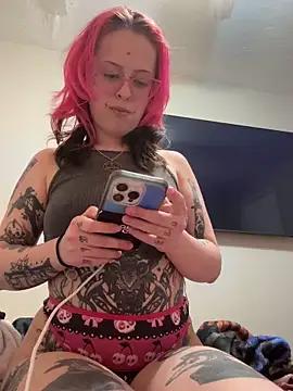 MissRomero from StripChat