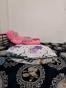 Misss-julli from StripChat is Freechat
