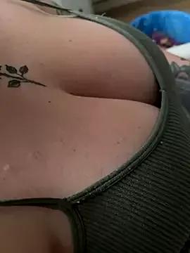 MissSquirtle from StripChat is Freechat