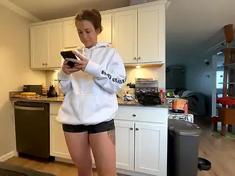 MissSwitch from StripChat is Freechat