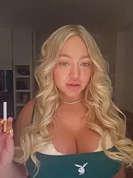 misstitmouseofficial from StripChat is Freechat
