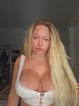 misstitmouseofficial from StripChat is Freechat