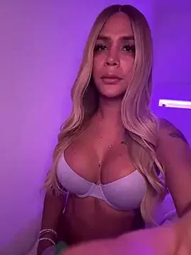 missvalen from StripChat