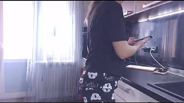 MissVMolli from StripChat