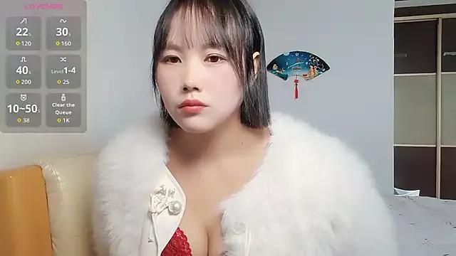 Misszhong webcams show profile image 