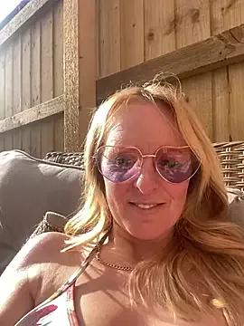Mistress-LillyRose from StripChat is Freechat