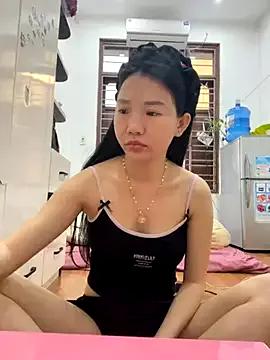 Miumieu from StripChat