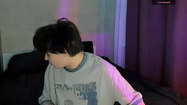 miya_meow_miku from StripChat is Freechat