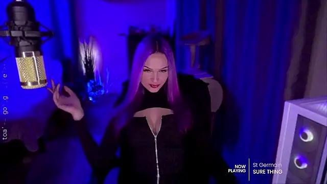 ml_milana from StripChat