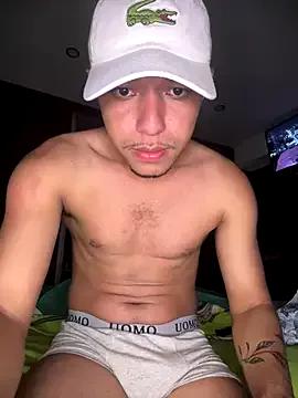 Mlkrrp webcams show profile image 