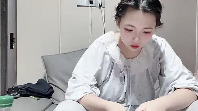 MM_YY_SS from StripChat