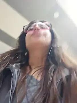 mmm-Virginia from StripChat
