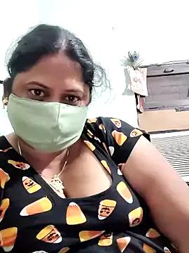 Photos of Mmm143 from StripChat is Freechat
