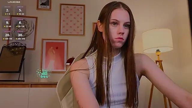mo11y_kitten from StripChat