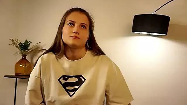 MoiraAskins webcams show profile image 