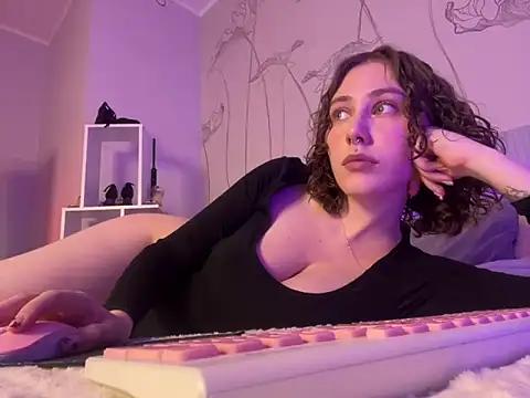 Molli_Luv from StripChat
