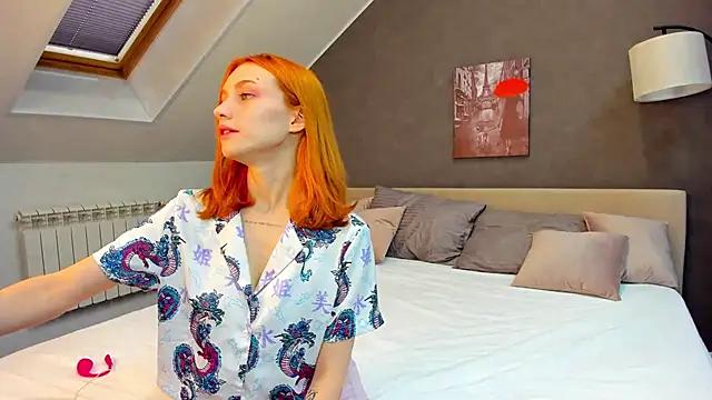 Mollly_Rouge from StripChat