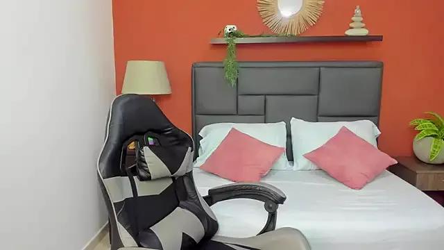 molly_lovee_ from StripChat