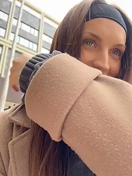 Molly_Muer from StripChat