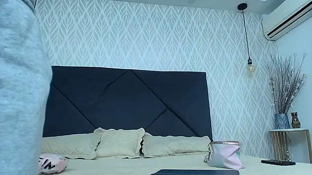 molly_tafur from StripChat