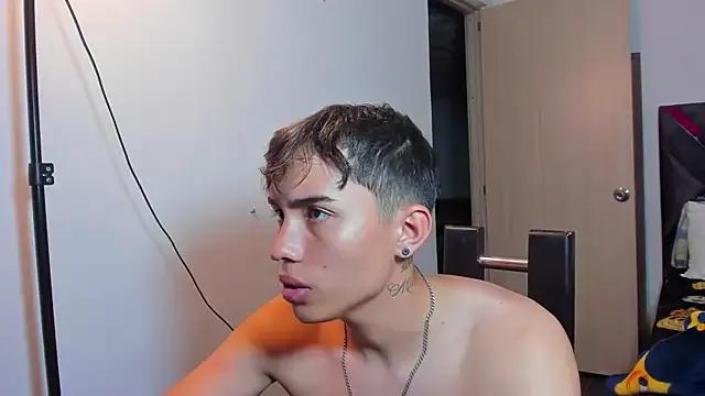 MollyandFher from StripChat is Freechat