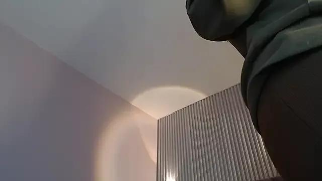 MollyCruz from StripChat