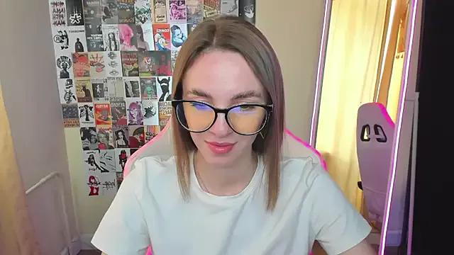 MollyDevvon from StripChat