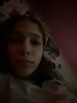 mollyEXD from StripChat