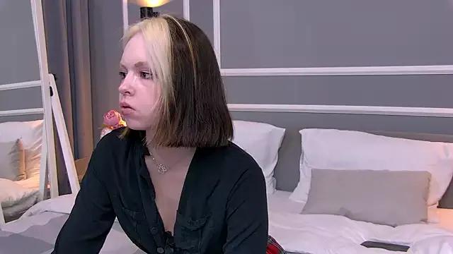 MollyHuntt from StripChat