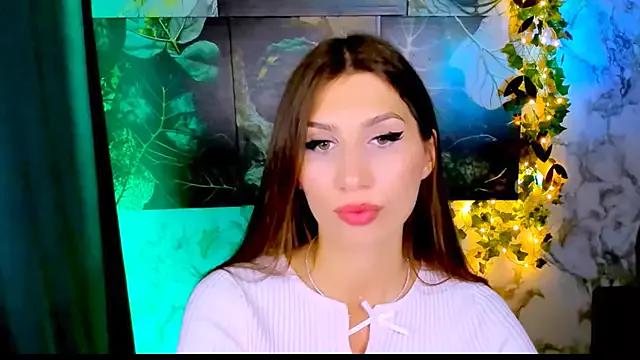 Mollyinyourmind from StripChat