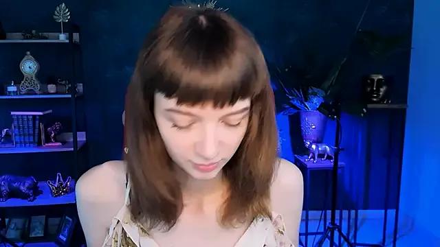MollyJiggles from StripChat is Freechat