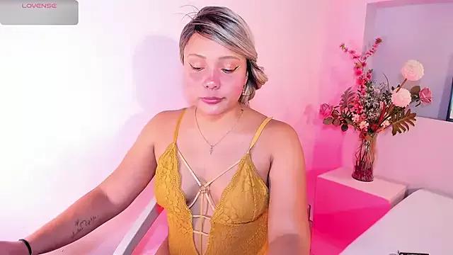 mollylogan1 from StripChat