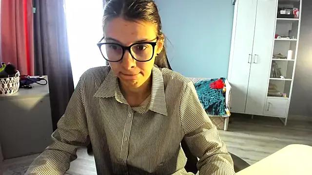 MollyLollipop from StripChat