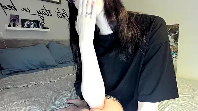 MollysDays from StripChat is Freechat