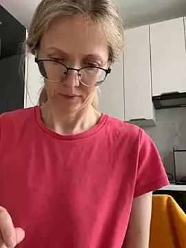 MollyStory from StripChat